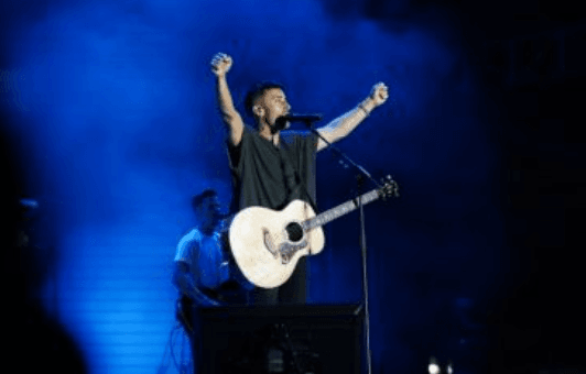 Everyday Hallelujahs with Phil Wickham